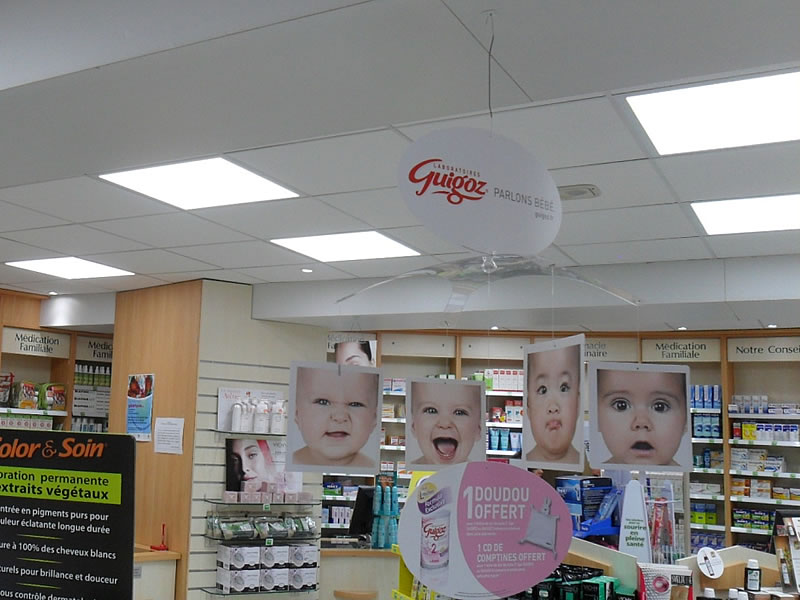 Eclairage LED d'une pharmacie par Addis Lighting