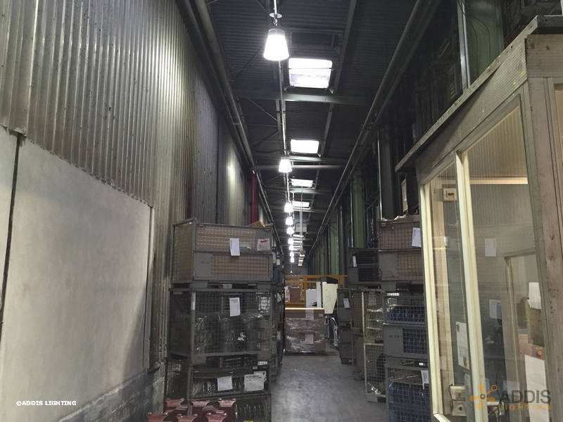 Eclairage led d'un site d'assemblage de tracteurs avec la gamme QUARTZ