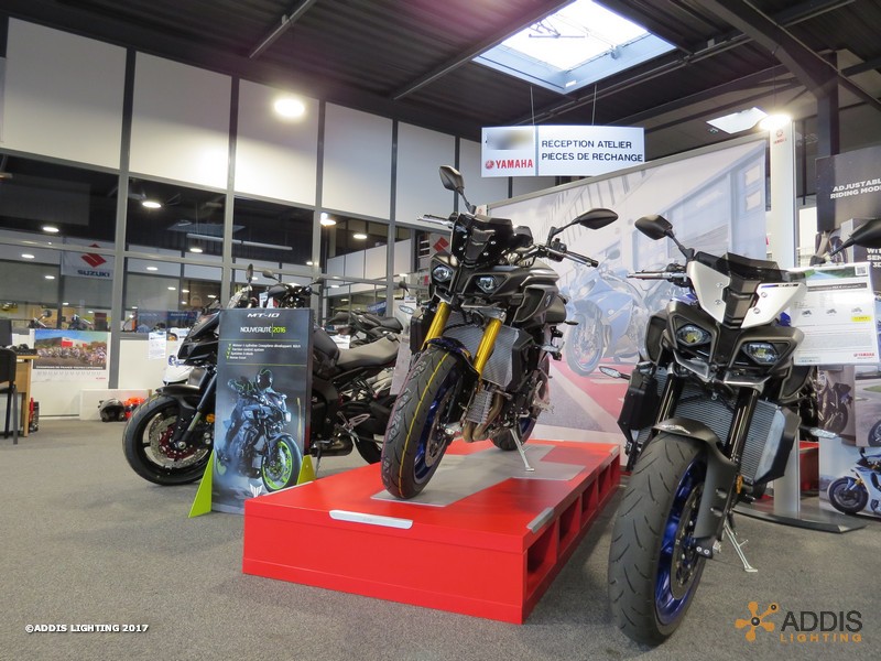 Eclairage LED d'une concession Moto Yamaha