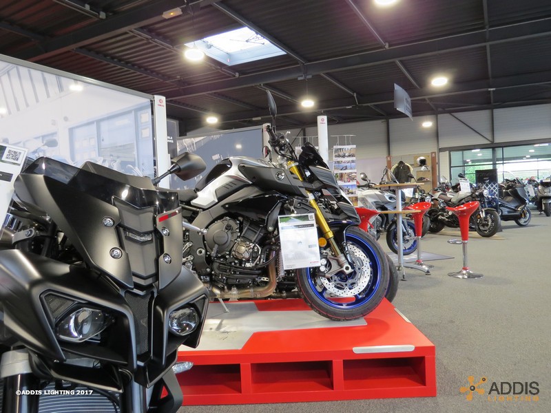 Eclairage LED d'une concession Moto Yamaha