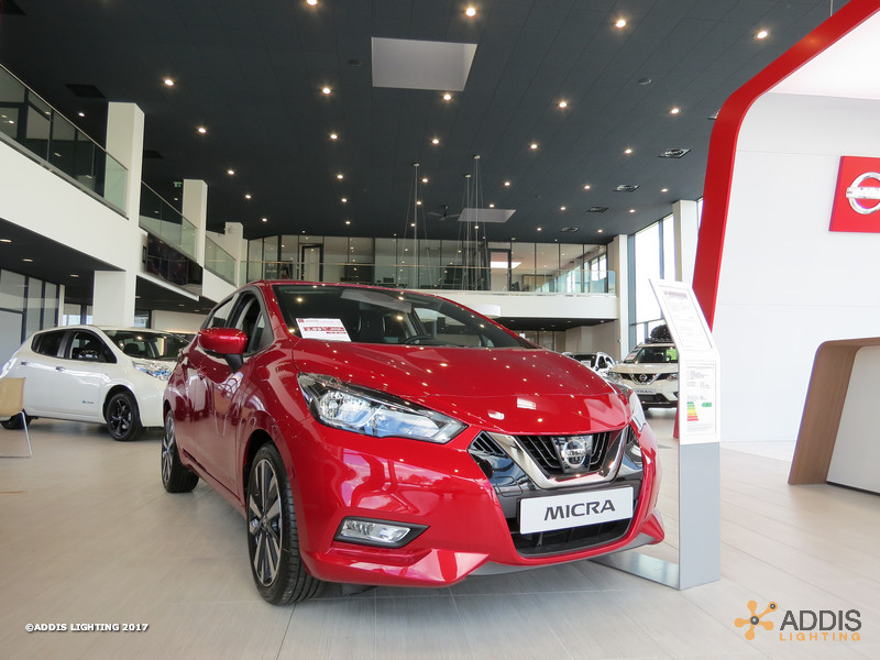 Equipement LED d'une concession Nissan