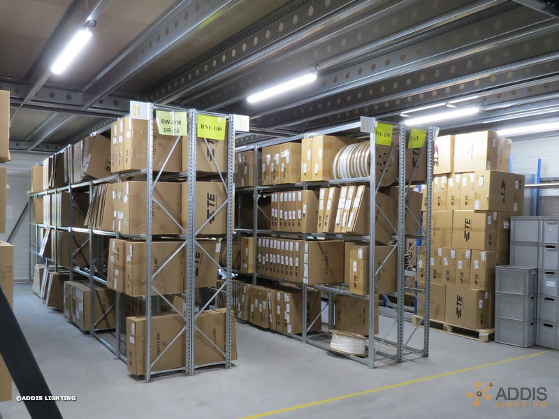 Eclairage led d'un espace de stockage et préparation de commande