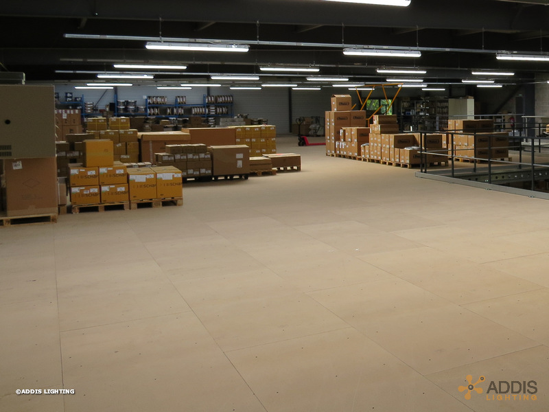 Eclairage led d'un espace de stockage et préparation de commande