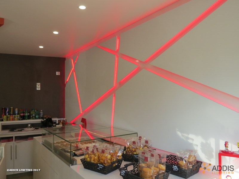 Downlight SHIVA avec led Food pour une patisserie