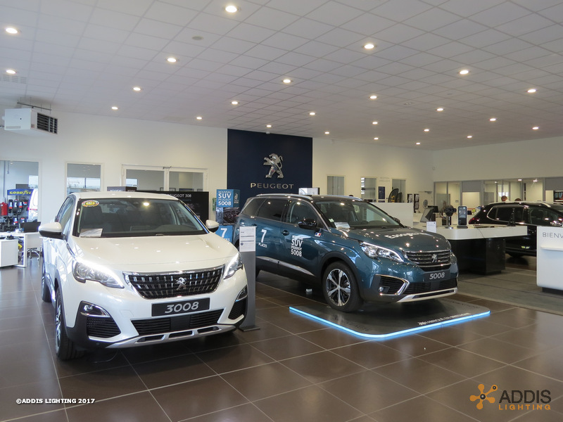 Downlight Led SHIVA pour une nouvelle concession Peugeot Citroen