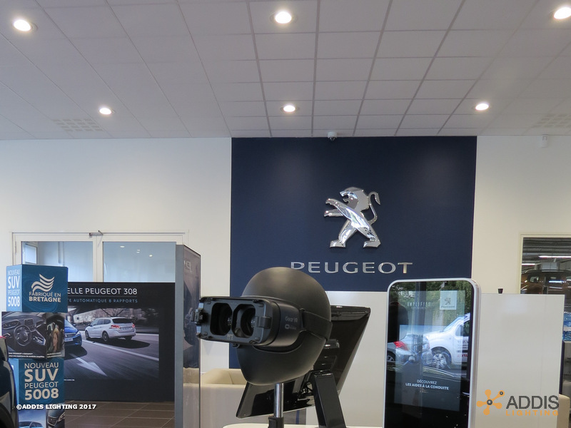 Downlight Led SHIVA pour une nouvelle concession Peugeot Citroen