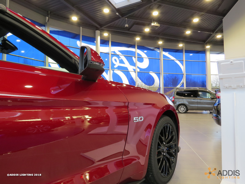 Eclairage LED d'une nouvelle concession Ford