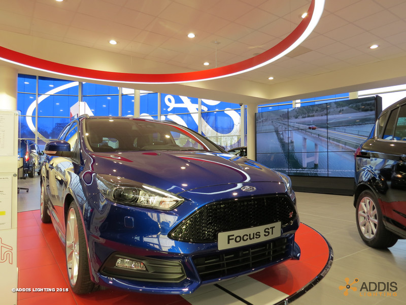 Eclairage LED d'une nouvelle concession Ford